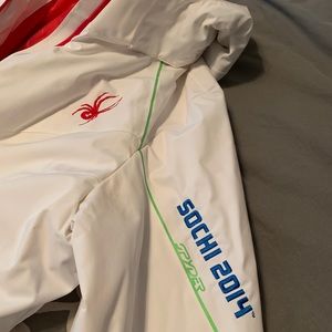 Women’s Spyder 2 piece ski jacket- Sochi Olympics!